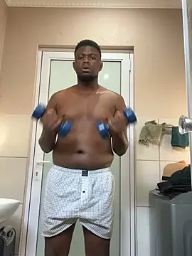 Snapshot of Dynamite_cums_in_size_2 chatting on November 28, 2025, 3:25 pm Dynamite cums in size 2 online show from November 28, 2025, 3:25 pm