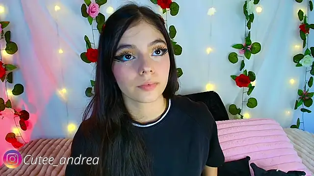 cutee andrea online show from October 20, 2025, 3:18 am