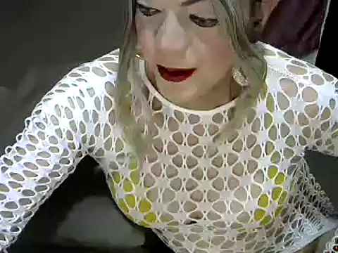 CREAMY BANANA online show from September 21, 2025, 11:12 am