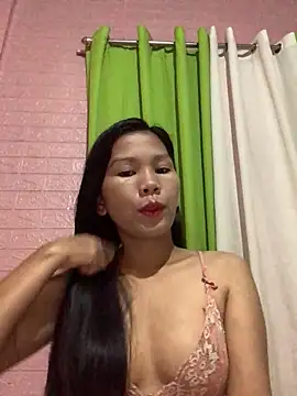 Snapshot of Cleo17 chatting on June 10, 2026, 2:05 pm Cleo17 online show from June 10, 2026, 2:05 pm