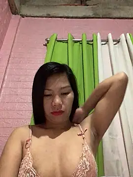 Snapshot of Cleo17 chatting on July 19, 2026, 4:11 pm Cleo17 online show from July 19, 2026, 4:11 pm