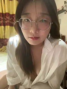 Snapshot of sisi-maiden chatting on April 30, 2026, 1:06 pm sisi-maiden online show from April 30, 2026, 1:06 pm