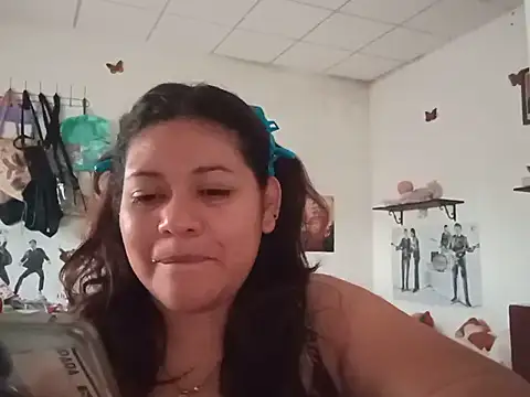 Kitty WetXxX online show from June 11, 2026, 8:18 pm