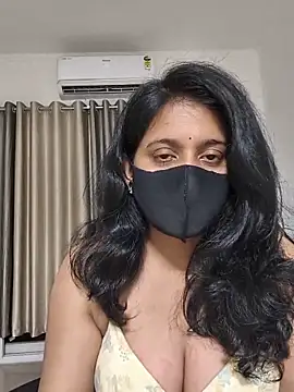 Snapshot of Your-Vedika chatting on May 28, 2026, 7:33 pm Your-Vedika online show from May 28, 2026, 7:33 pm