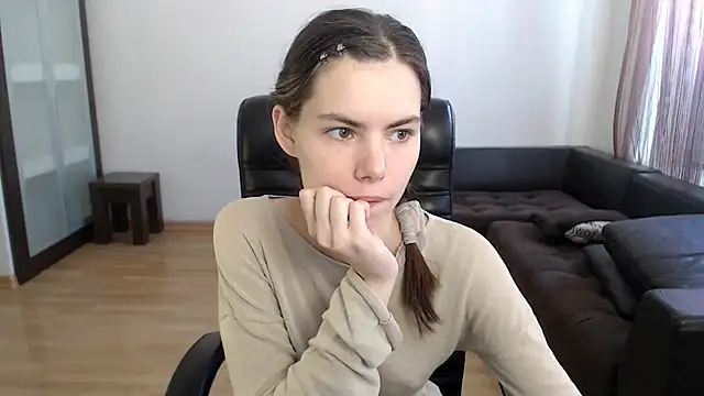 AmelieReve online show from September 19, 2025, 8:38 am