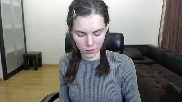 AmelieReve online show from October 28, 2025, 5:15 pm