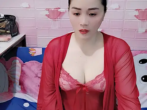 Snapshot of Miu_9117 chatting on October 20, 2025, 4:07 pm Miu 9117 online show from October 20, 2025, 4:07 pm