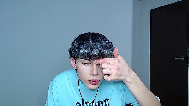 john vichenso online show from November 11, 2025, 10:32 pm