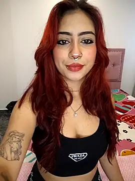sarah lark  online show from September 19, 2025, 12:17 pm