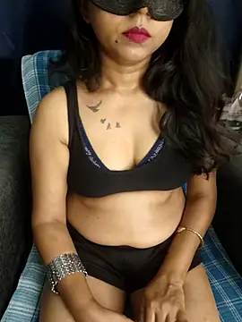 Sexy juhee online show from November 17, 2025, 1:28 pm