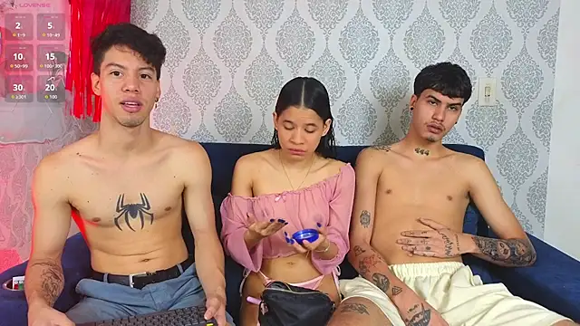 Twink sensationx online show from October 19, 2025, 1:23 pm