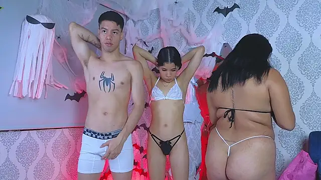 Twink sensationx online show from October 31, 2025, 1:34 pm