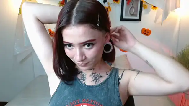 Evanss lx online show from October 28, 2025, 7:05 pm