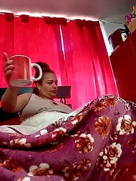 Lady 16 online show from September 21, 2025, 12:40 pm