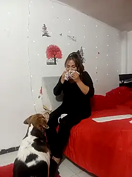 Lady 16 online show from December 14, 2025, 1:44 am