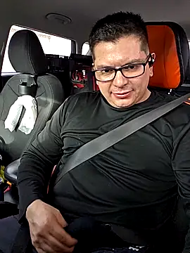 lucho8690 online show from September 18, 2025, 9:39 pm