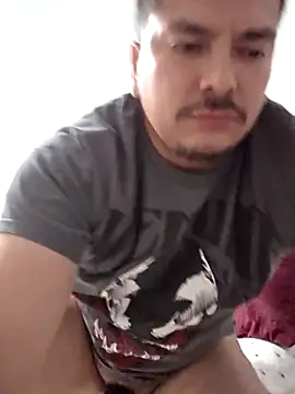 lucho8690 online show from April 8, 2026, 12:16 pm