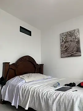 DeimonOficial online show from November 15, 2025, 6:37 pm