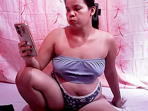 Sexylyka30 online show from June 26, 2026, 2:38 am