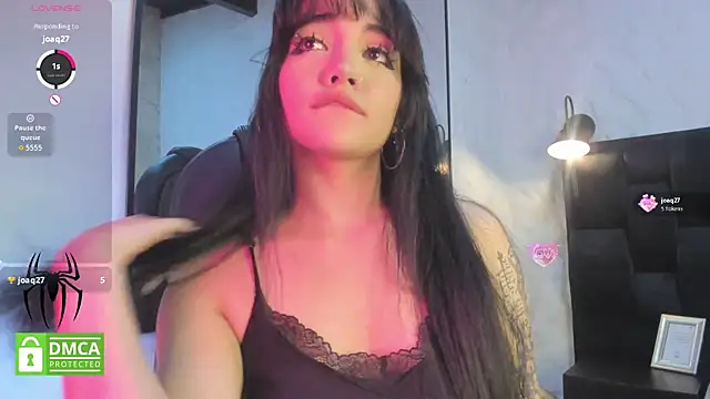 Darky Doll online show from December 19, 2025, 9:33 pm