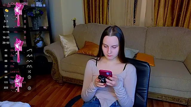 Kelly Cartier online show from January 14, 2026, 11:49 am