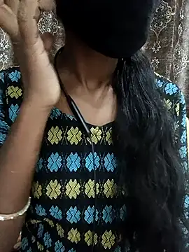 kavya-telugu84 online show from December 5, 2025, 1:42 pm