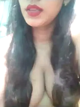 Snapshot of BerryOnFire chatting on October 2, 2025, 8:32 am BerryOnFire online show from October 2, 2025, 8:32 am