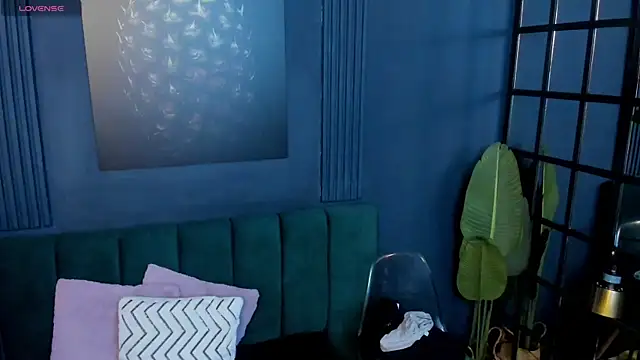 ariannaliss online show from September 21, 2025, 11:56 am