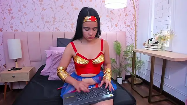 ariannaliss online show from October 31, 2025, 12:28 pm