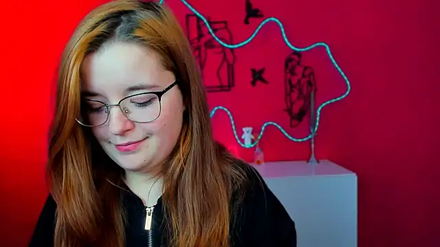 nika-still online show from April 29, 2026, 6:06 am