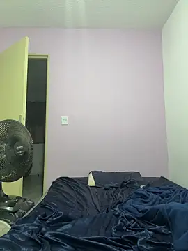 mermaidblue online show from March 11, 2026, 9:37 am