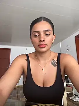 Snapshot of AnaaFaith_ chatting on October 10, 2025, 4:28 pm AnaaFaith  online show from October 10, 2025, 4:28 pm