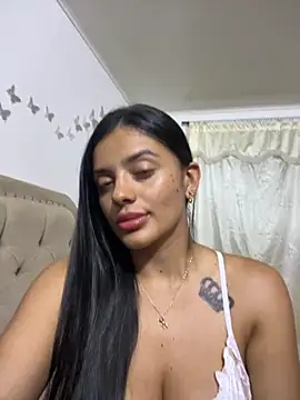 Snapshot of AnaaFaith_ chatting on October 16, 2025, 7:26 pm AnaaFaith  online show from October 16, 2025, 7:26 pm