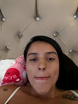 Snapshot of AnaaFaith_ chatting on October 23, 2025, 7:56 pm AnaaFaith  online show from October 23, 2025, 7:56 pm