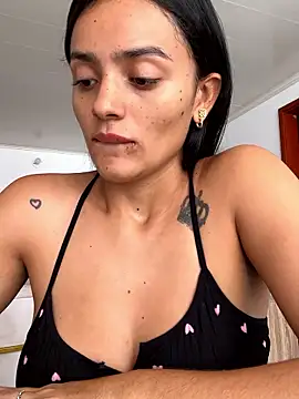 AnaaFaith  online show from November 22, 2025, 2:38 pm