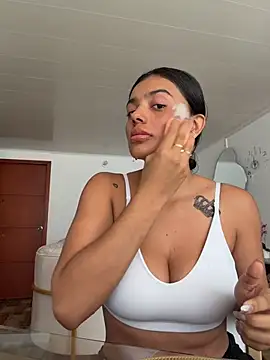 AnaaFaith  online show from January 18, 2026, 6:12 pm