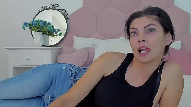 LadyLiia online show from January 10, 2025, 8:07 am