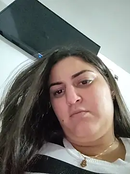 barbielamaravilla11 online show from October 27, 2025, 4:44 pm