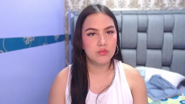 ValentinaMillers  online show from October 8, 2025, 12:58 pm