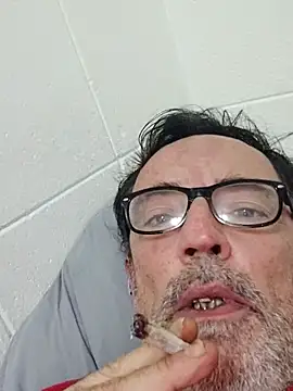 Txacas online show from November 15, 2025, 1:03 am