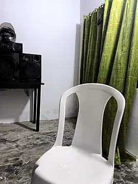 giannis090 online show from October 14, 2025, 4:02 am