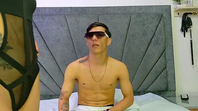 ZafiroAndFlynn online show from May 30, 2026, 2:30 am