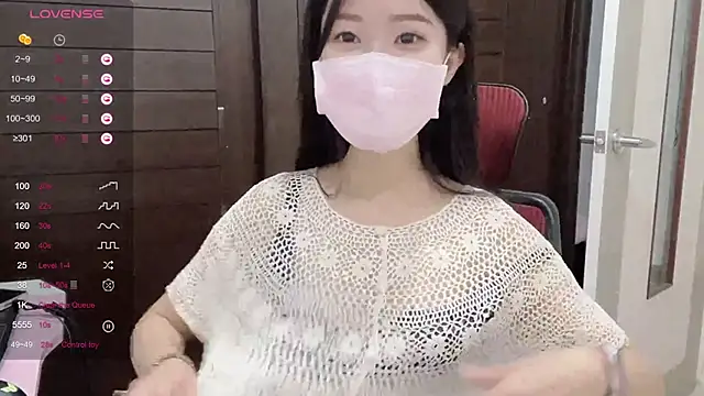 ni ni01 online show from October 4, 2025, 10:02 am