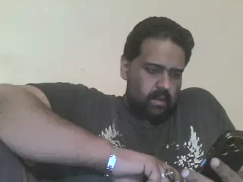 Snapshot of elpoop7305 chatting on May 16, 2026, 12:04 pm elpoop7305 online show from May 16, 2026, 12:04 pm