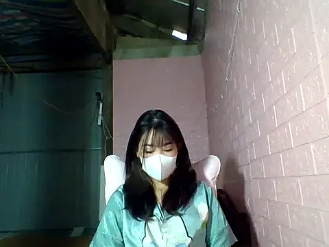 Seri202 online show from September 27, 2025, 2:27 am