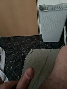 Snapshot of geilheit12 chatting on February 4, 2026, 4:13 pm geilheit12 online show from February 4, 2026, 4:13 pm