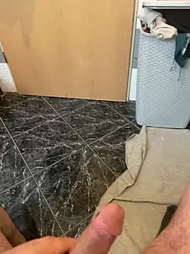 Snapshot of geilheit12 chatting on February 14, 2026, 10:12 am geilheit12 online show from February 14, 2026, 10:12 am