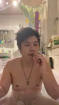 Kingpowerlittel online show from November 19, 2025, 4:29 pm