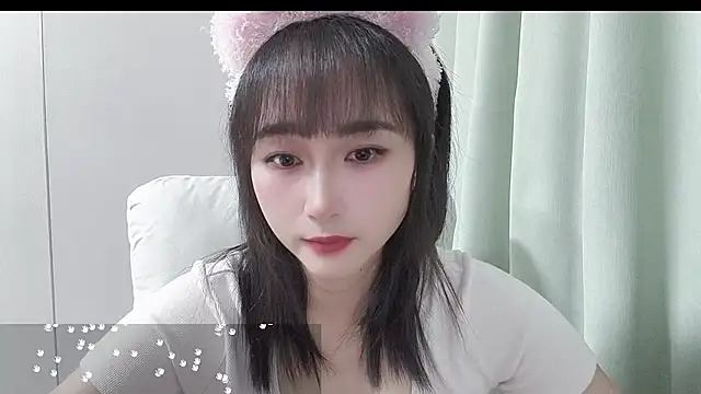 Honeysexy-1 online show from October 19, 2025, 12:28 pm