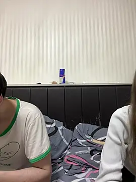 Snapshot of lovburger chatting on May 16, 2026, 6:50 pm lovburger online show from May 16, 2026, 6:50 pm